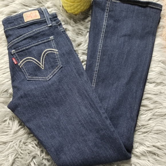 Levi's Denim - Levi's women Jean's,  size 1M.